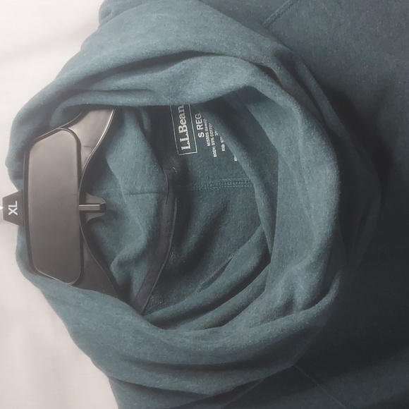 LL Bean cowl neck cozy pullover blue/green color size S Reg pocket thumb holes - Picture 5 of 6